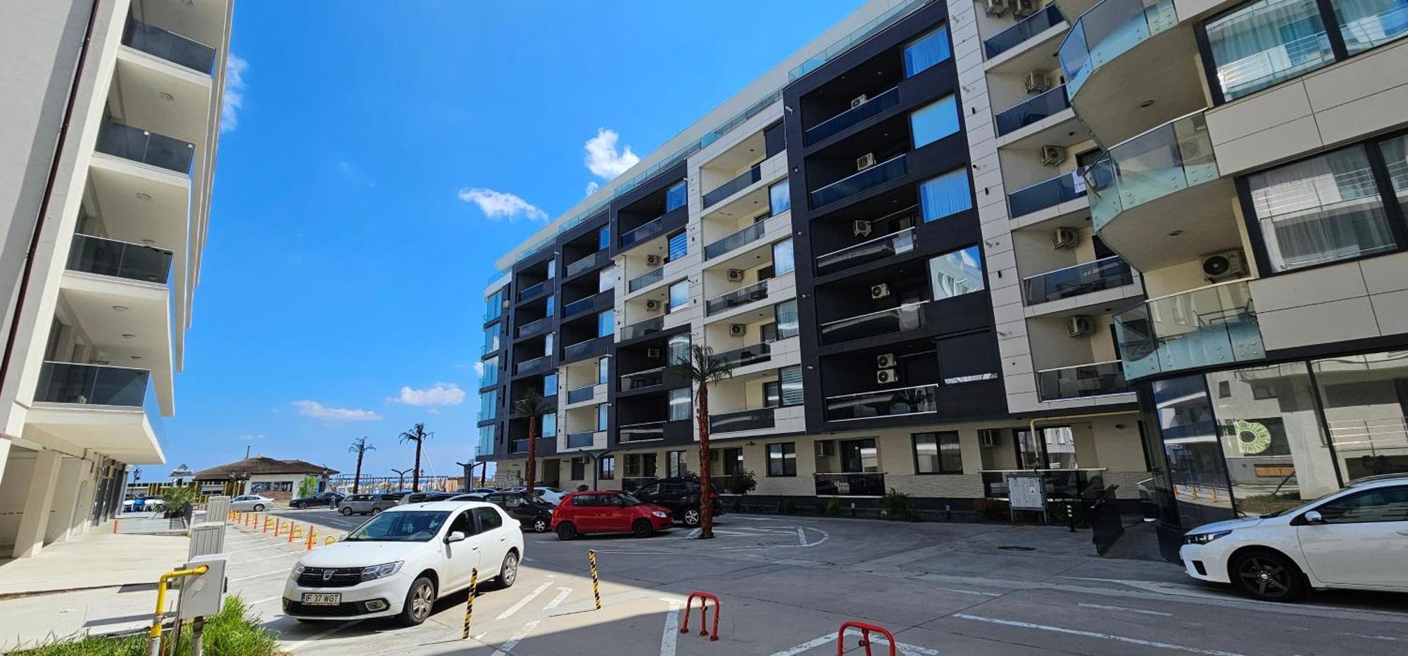 Luxury Aparthotel Promenada In Building Stefan Prima Linie La Mare Năvodari Eksteriør bilde
